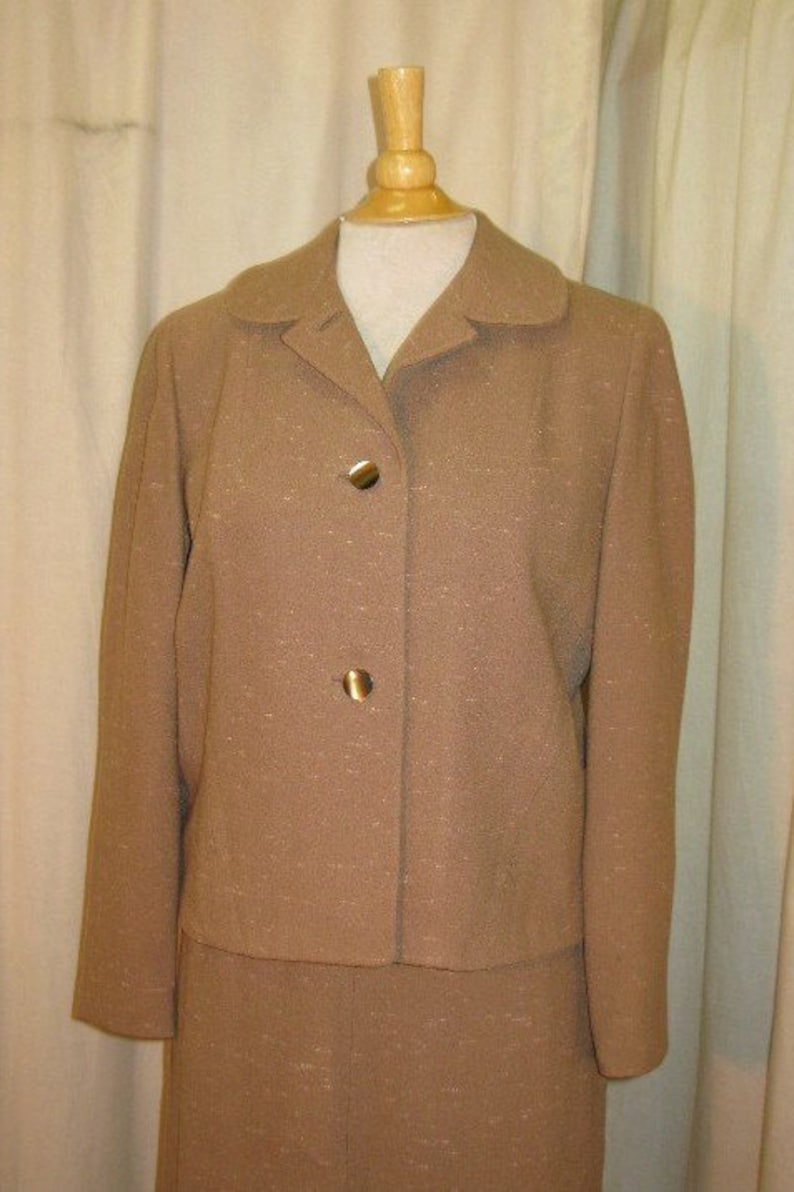 Woman/'s 1950/'s Flecked Mocha Suit