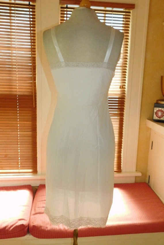 60's Vintage Slip - image 3