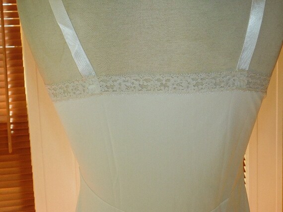 60's Vintage Slip - image 7