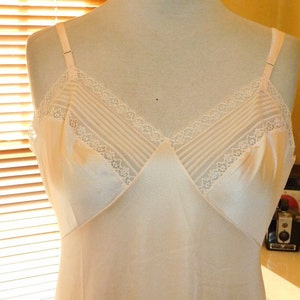 Vintage Slip