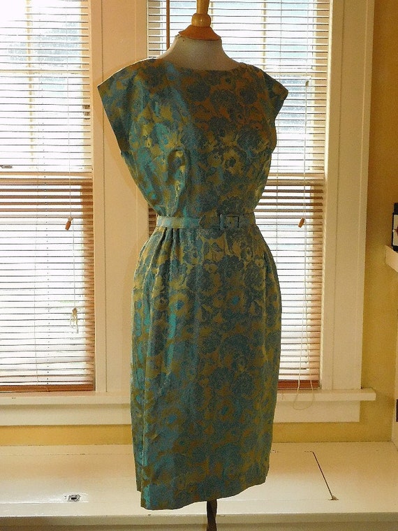 1960s Brocade Suit - image 2