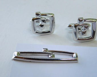 Clip à Cravate Vintage - Fermoir Glissière Argenté, Plaque Gravée Fleurs, Occasion