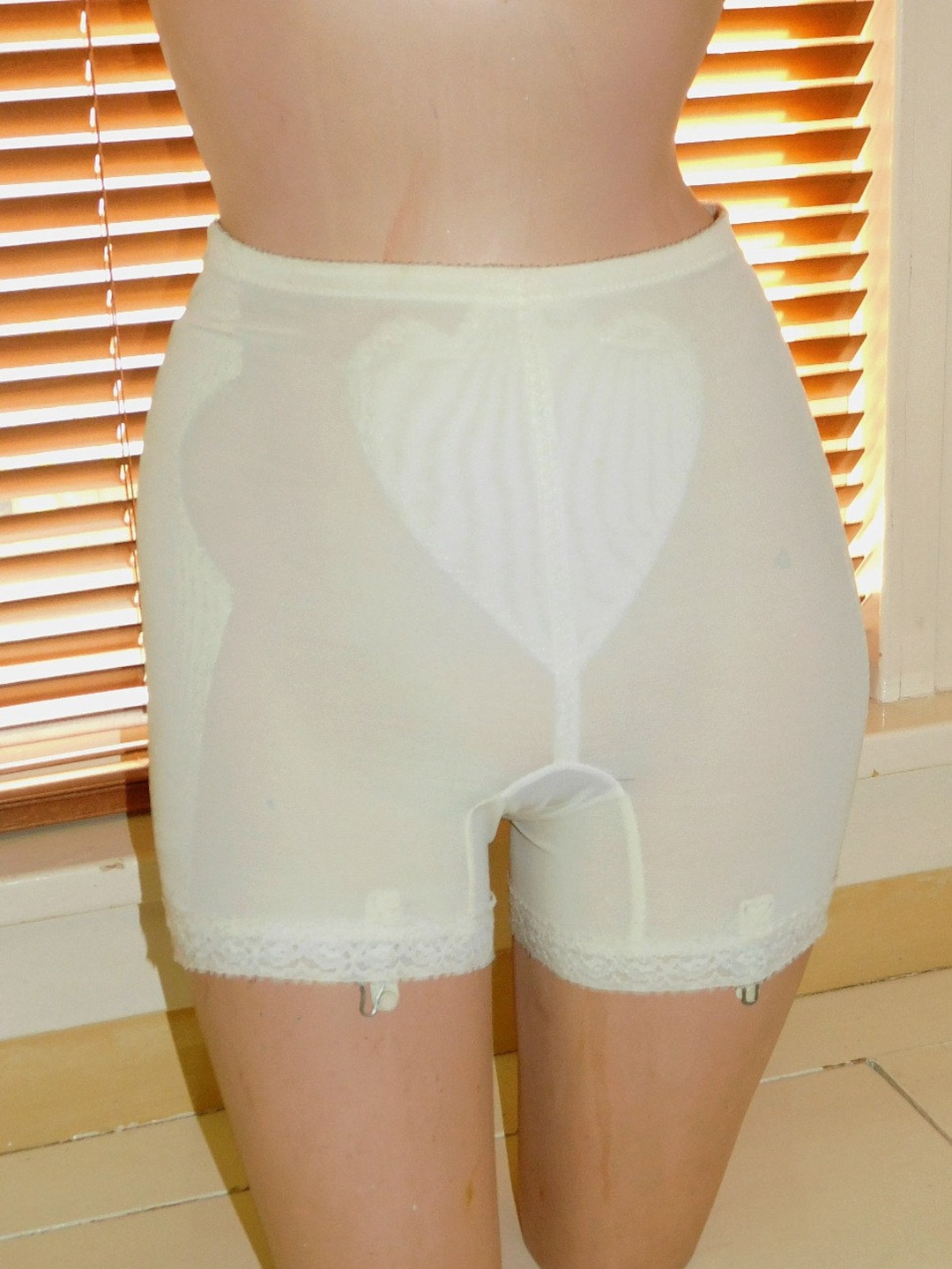 garter girdle