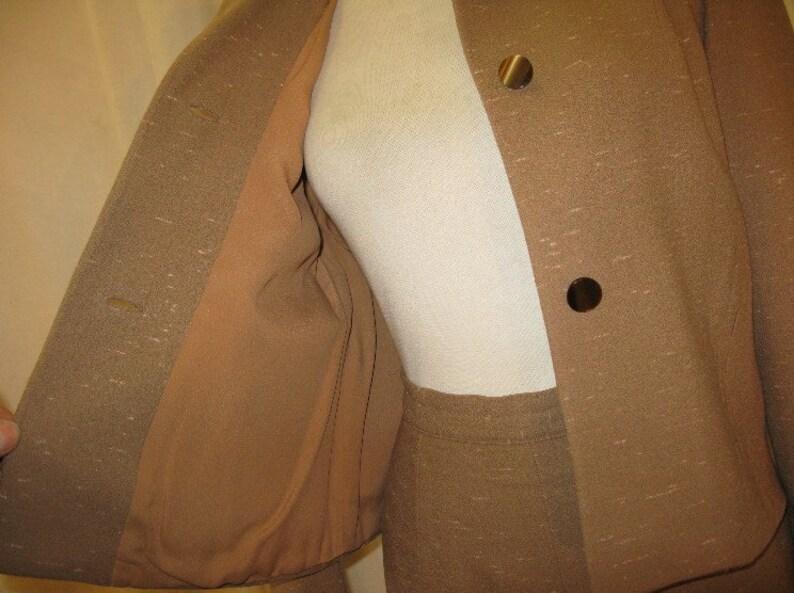 Woman/'s 1950/'s Flecked Mocha Suit