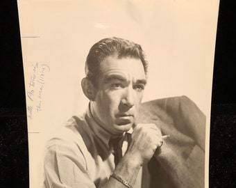 Original 1957 Wild Is The Wind Anthony Quinn 8x10 Press Movie Black & White Photo Candid