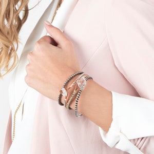 Chic modern Leather and Quartz bracelet