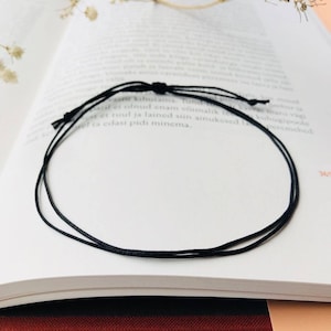 Adjustable men woman surfer bracelet, ultra thin black string bracelet, unisex bracelet, minimalist adjustable string bracelet, waterproof