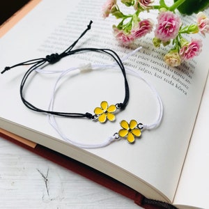 Flower bracelet, adjustable summer bracelet women, bracelets, adjustable cord bracelet, floral bracelet, yellow flower bracelet, string