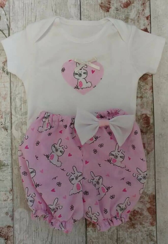 baby frilly pants