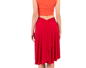 アルゼンチンタンゴスカート、太ももまでスリットの入ったスカート