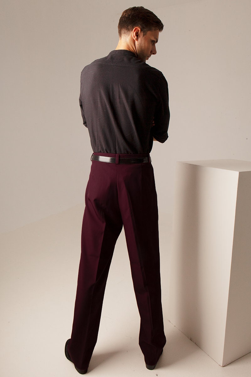 What To Wear With Mens Burgundy Pants  The Versatile Man