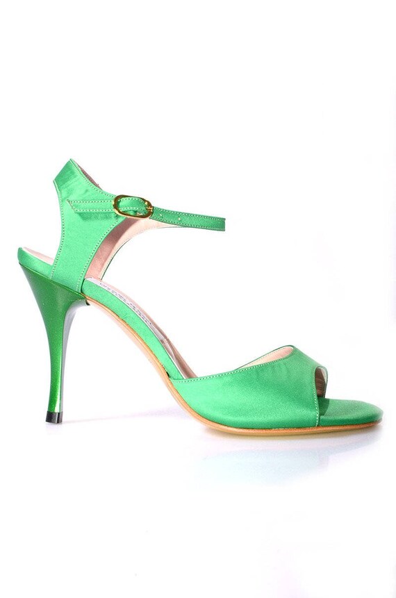 green dance shoes