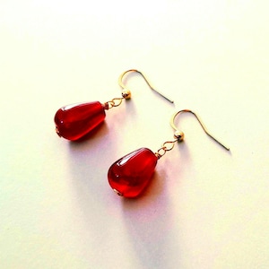 Carnelian red gemstone earrings, 18k gold, Gemstone jewellery, Gold earrings, Gift, Elegant droplet earrings