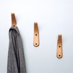 Minimalist hooks