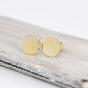 14k solid gold dots studs, minimalist circle dots stud earrings, flat plain round studs