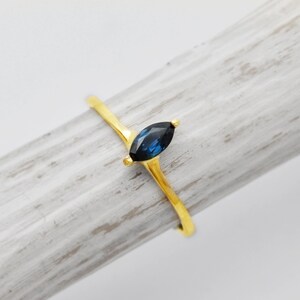 14k solid gold natural sapphire ring, blue sapphire gold ring, white gold sapphire ring, rose gold sapphire ring