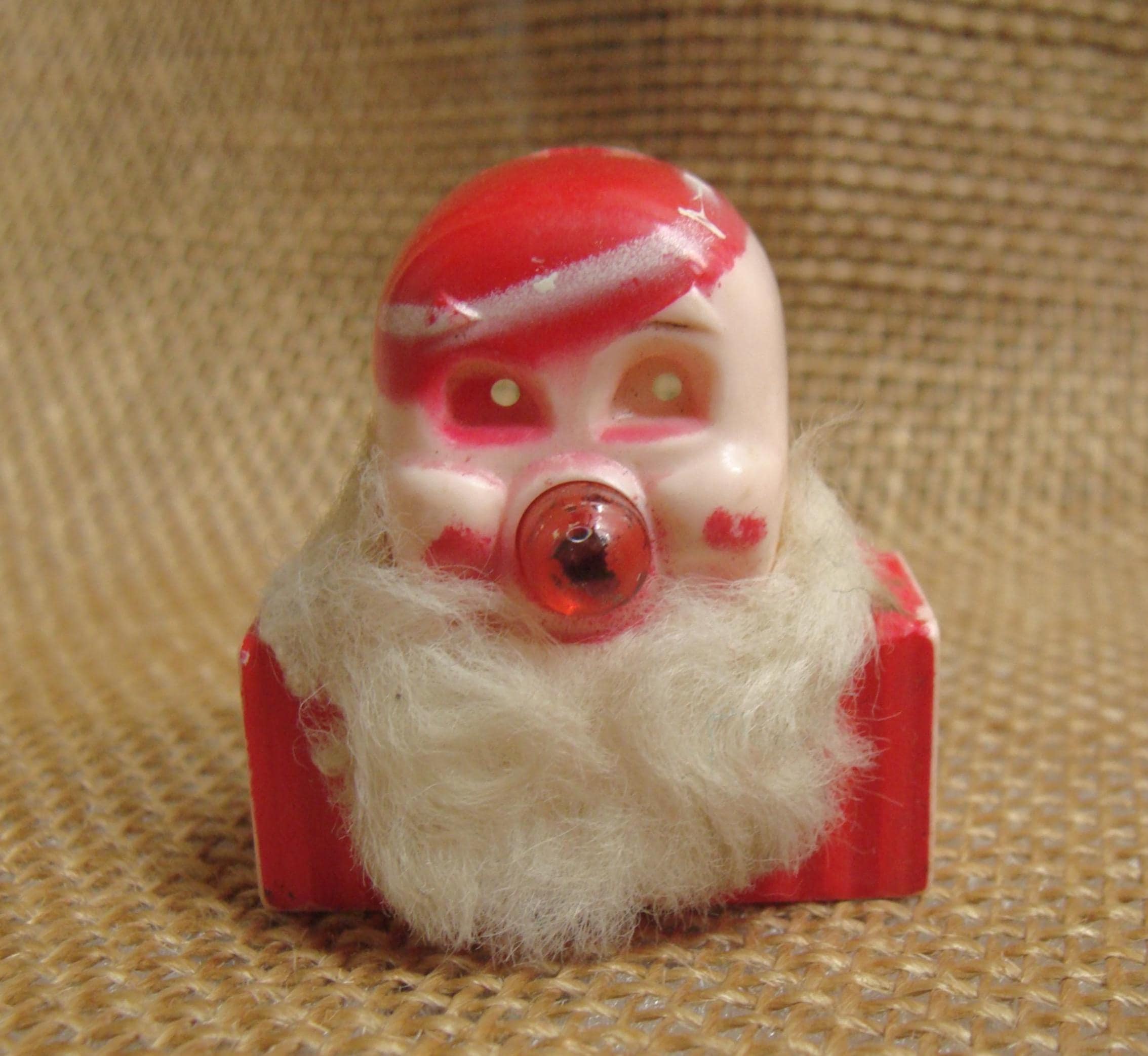 Light up Santa Pin
