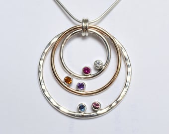 PE600fam - Family Birthstone Pendant