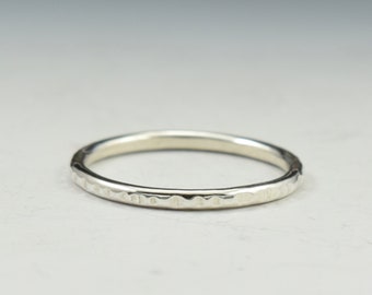 RG674 - Sterling Silver Hammered Stacking Ring