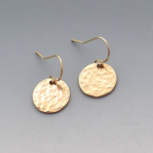 EA630g - 14k Yellow Gold-filled Hammered Disc Earrings