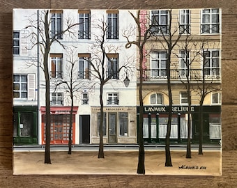 Peinture hyperréaliste, huile sur toile, boutiques anciennes derrière les arbres