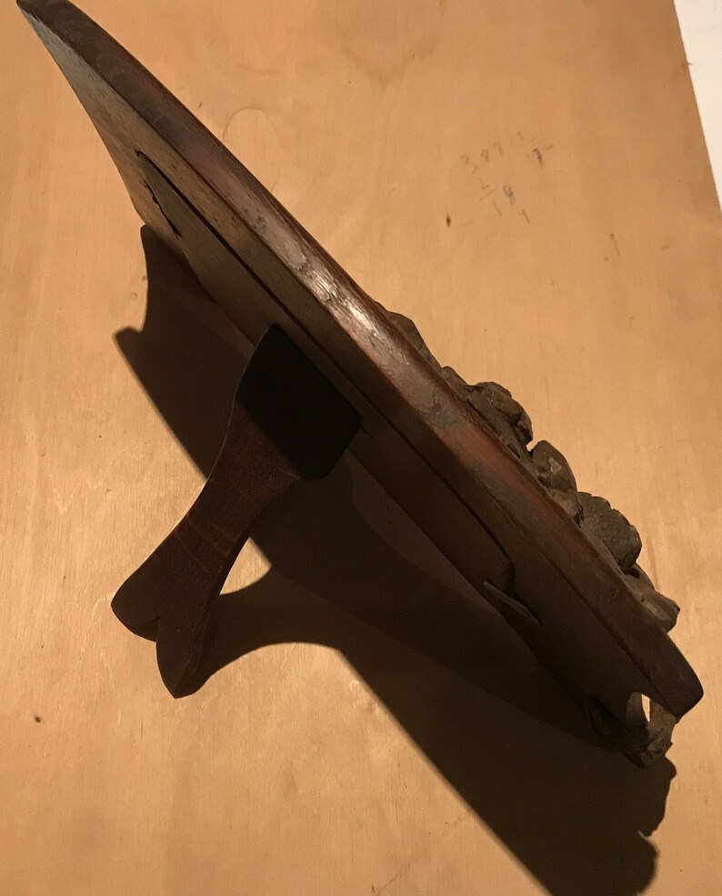 Carved Wooden Frame, Floral Decoration, Art Nouveau Circa 1900/1910