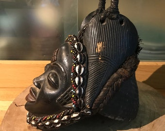 Afrikanische Maske , Maske CHOKWÉ