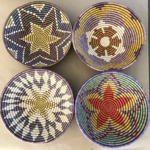 African baskets, set of 4 baskets, Tutsi ethnic group, Africa