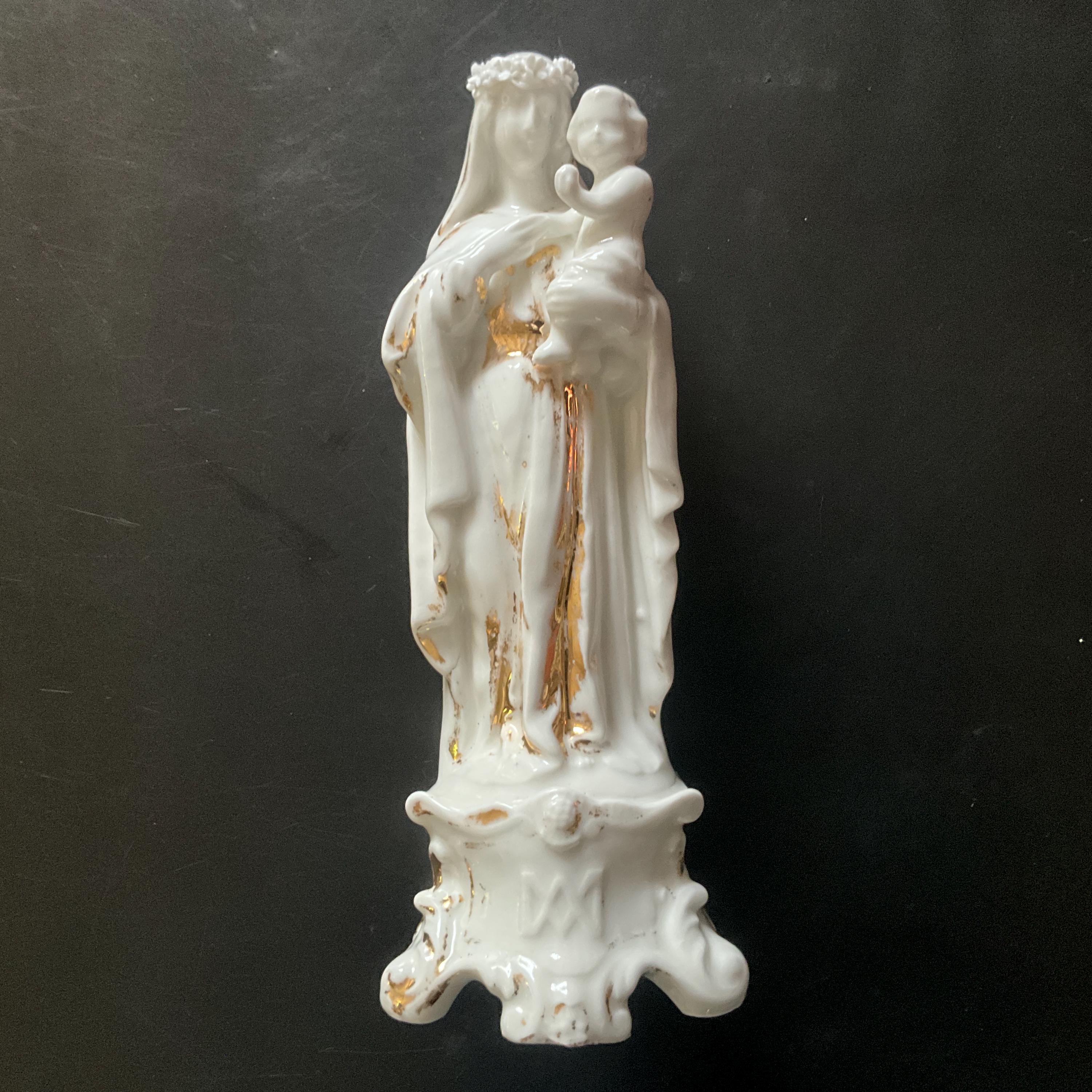 Statuette Religieuse En Porcelaine Blanche : Vierge à L'Enfant - Occasion - Objet De Décoration Ou De Dévotion