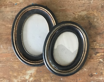 Set of 2 resin frames  imitating metal