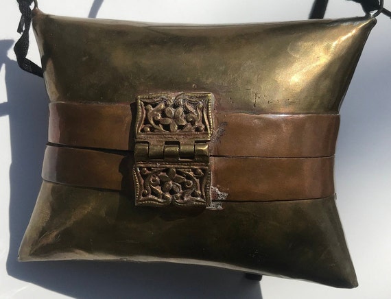 Hand purse, metal purse, ethnic purse - image 4