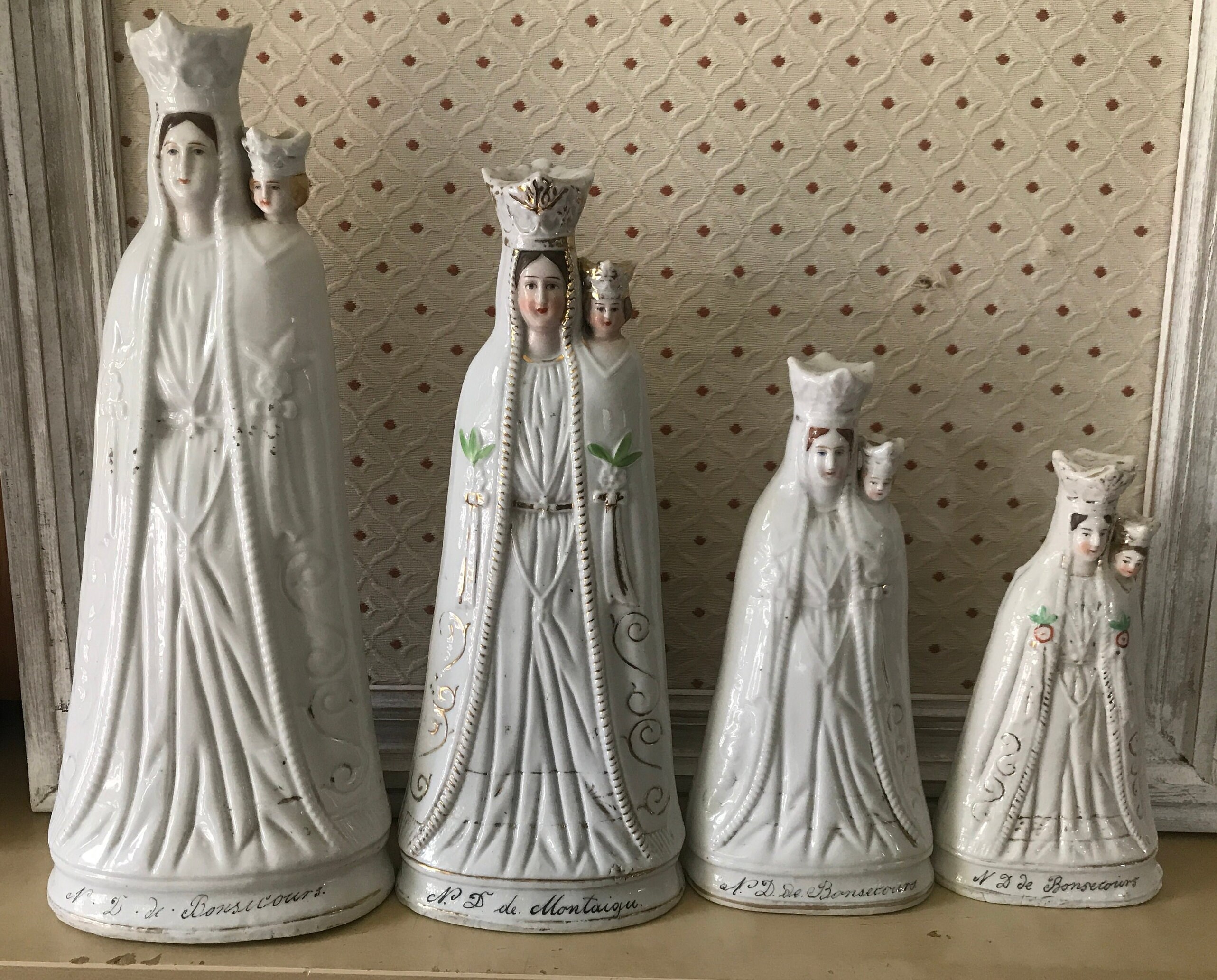 Vierges En Porcelaine