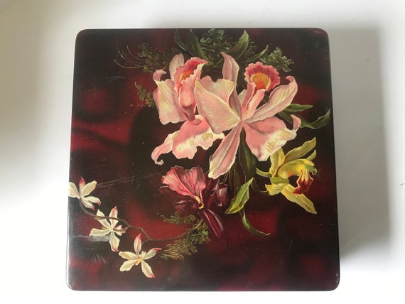 Boîte en papier mâché décor fleurs