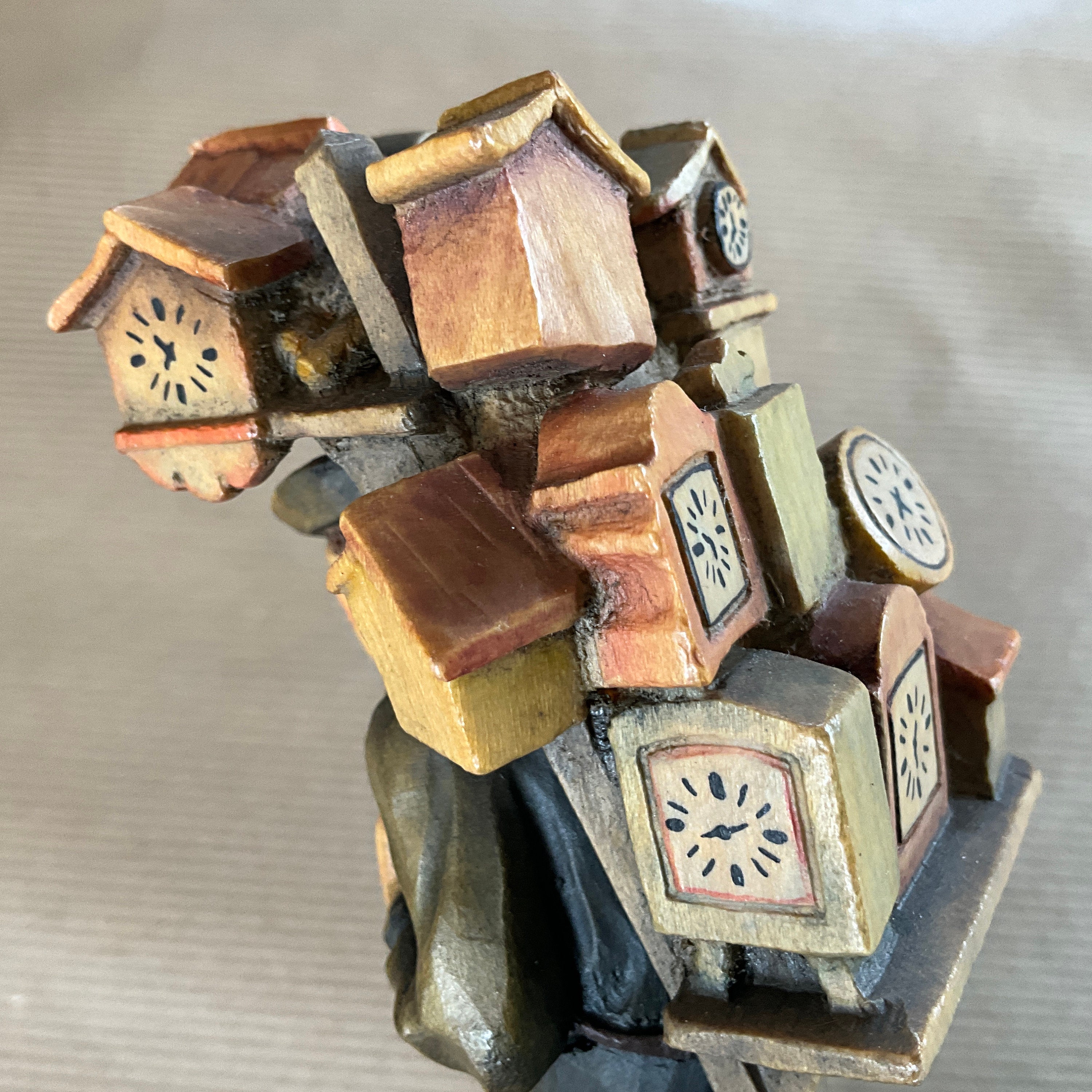 Clock Seller Statuette, Hand-carved Wood, Black Forest, Anri Clock Seller Statuette, Hand-carved Wood, Black Forest, Anri