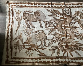 Handwoven fabric, Korhogo fabric, Senufo style, symbolic animals