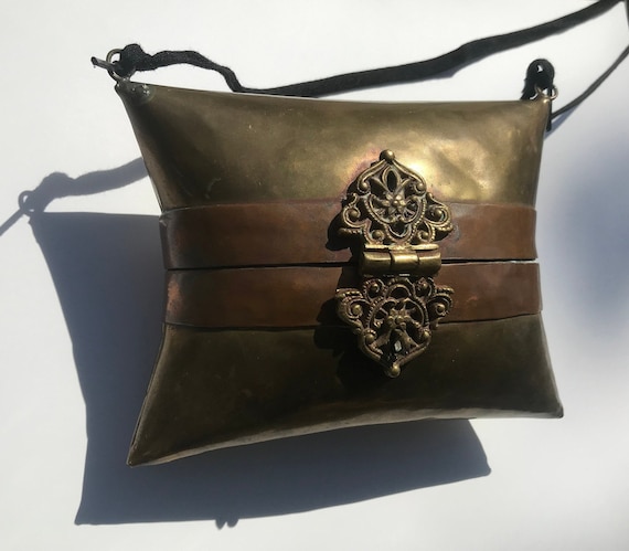 Hand purse, metal purse, ethnic purse - image 1