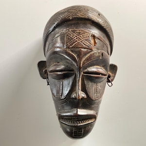 masque Chokwe art africain ethnique premier