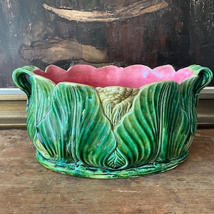 Earthenware planter, slip from the 1900s, decorated with leaves and ears of corn