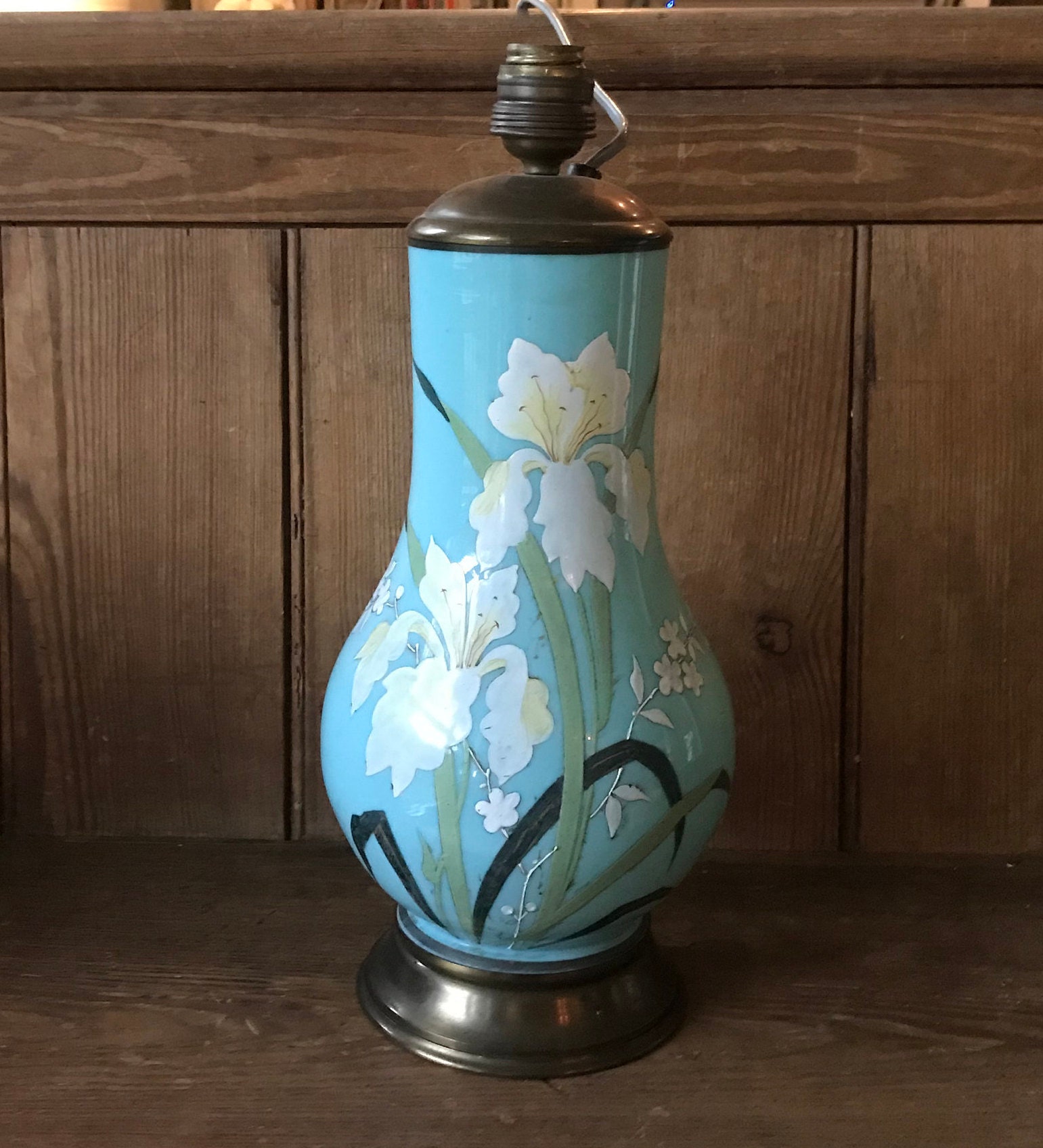 Lampe En opaline ancienne