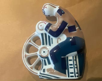 The knife sharpener, a 1950s figurine, Sargadelos, Spain