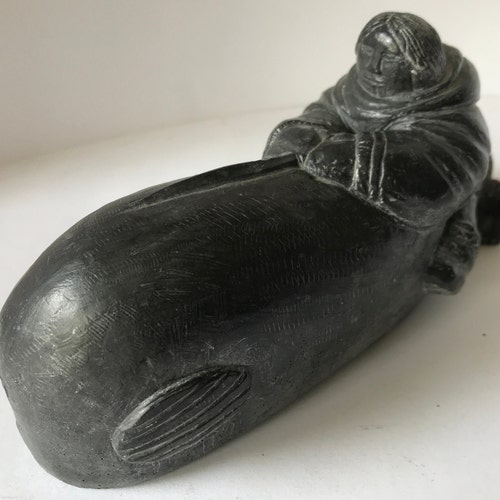 Hand carved stéatite or good soap stone statuette