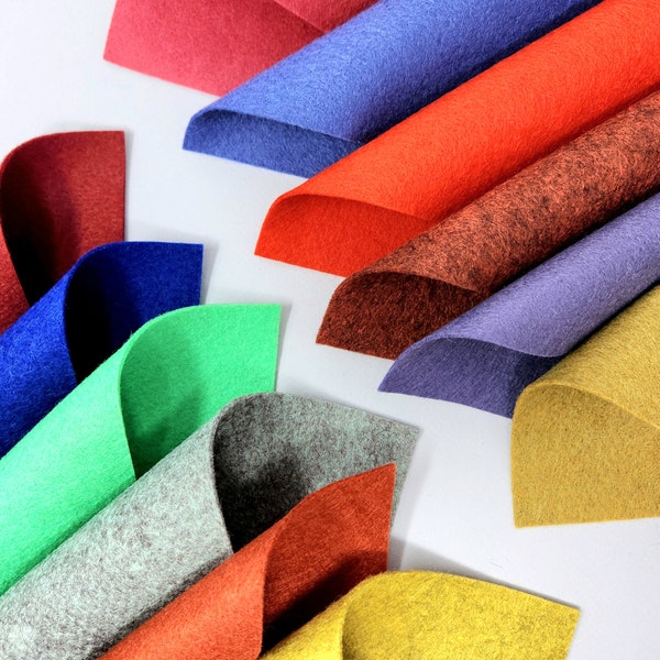 1/4 Yard Wool Blend Felt - Discontinued / Vintage Colors Continuous Cut / Craft Felt