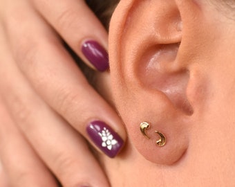 Yin Yang Earrings, Tiny Stud Earrings, Tiny Gold Earrings, Tiny Gold Studs, Yin Yang Stud Earrings, Small Gold Earrings, Yin Yang Jewelry