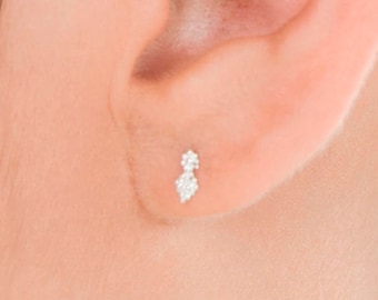 Pendientes diminutos, pendientes de oro diminutos, pendientes de plata pequeños, pendientes indios, joyería india, pendiente de poste diminuto, semental pequeño, aretes diminutos