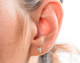 ピアス Numbering Triangle Stud Earrings #3193 5BNY041 Triangle 14K Gold Filled Silver Earrings Cubic Zirconia Hip
