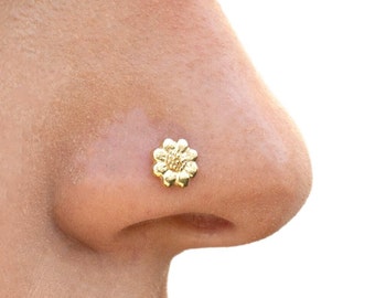 Daisy Nose Stud, 14k Flower Nose Stud, Flower Nose Piercing, Gold Nose Stud, 14k Gold Nosek  Stud, Indian Nose Stud, Large Nose Stud,16g-22g
