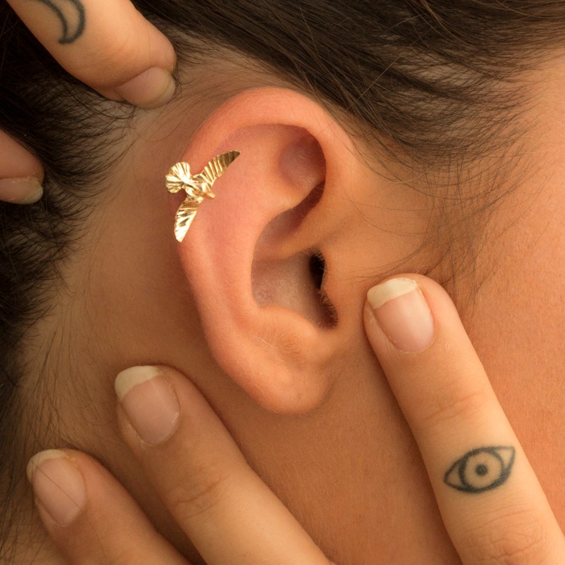Cartilage Earring, Helix Earring, Gold Cartilage, Gold Helix, Ear Cuff, Cartilage Stud, Bird Stud Earring, Humminbird Earring, 16g-20g image 1