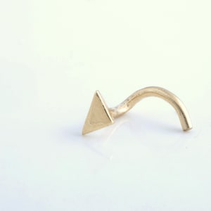 Einzigartige winzigen Nasenstecker, Dreieck Nasenring, winzigen Nasenstecker Gold, Rose Gold Nasenstecker, kleine Nasenstecker, winzige Piercing, winzige Nasenschraube, 14k