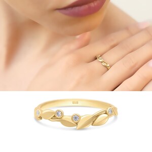 14K Gold Leaf Ring, Solid Gold Diamond Ring, Pave Diamond Ring, 14k Solid Gold Ring, Dainty Leaf Ring, Golden Leaf Ring,Nature Inspired Ring