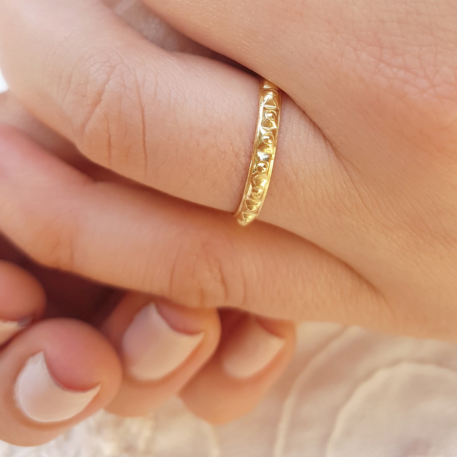 Unique Gold Band Wedding Ring Women 18K Gold Wedding Band - Etsy Israel